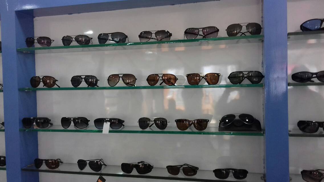 SUN GLASS & Frames