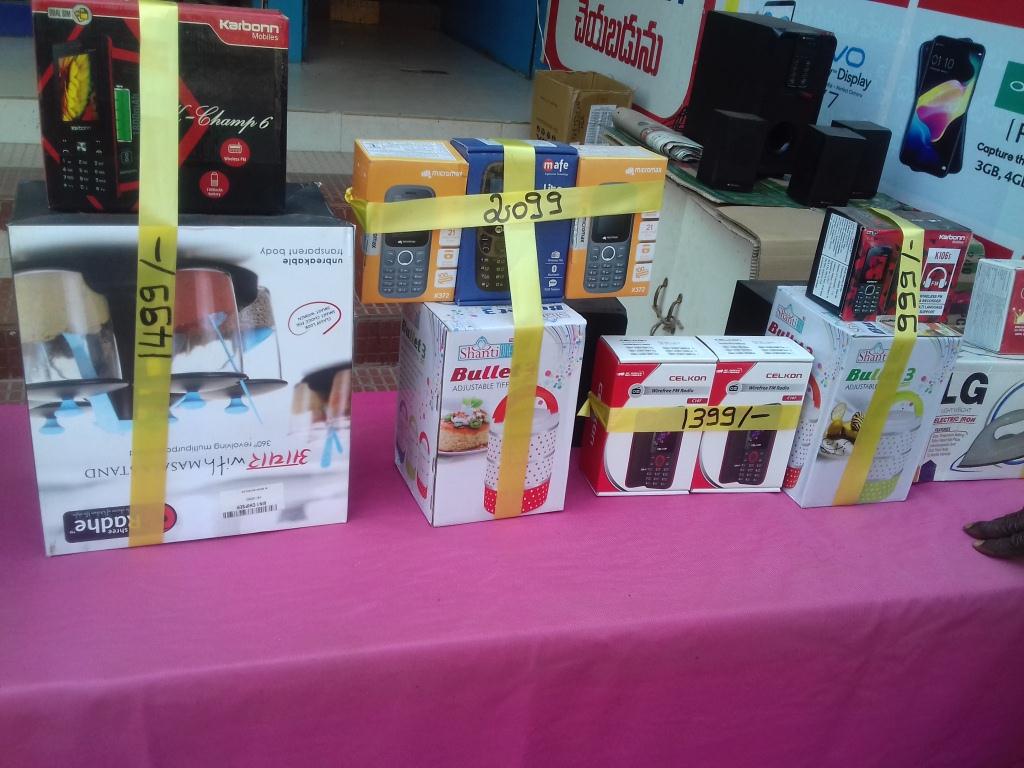 2 celkon Mobiles