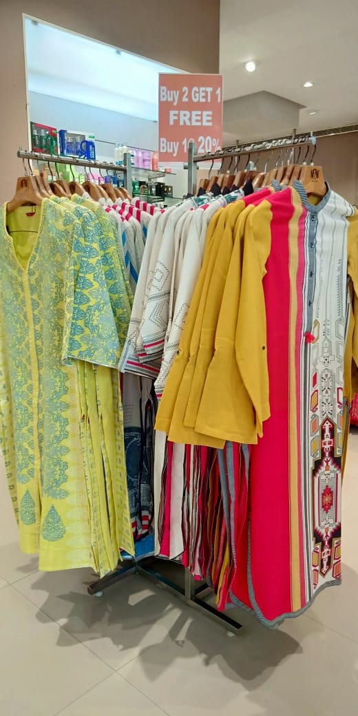 Ladies Tops 
