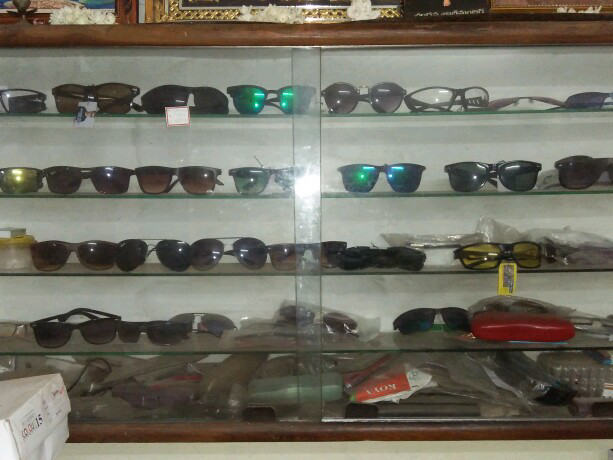 All Type Of frames, sun glasses, contact lenses, googles