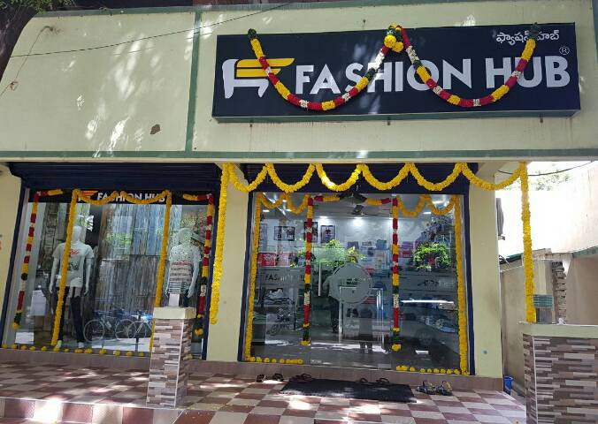 FASHION HUB