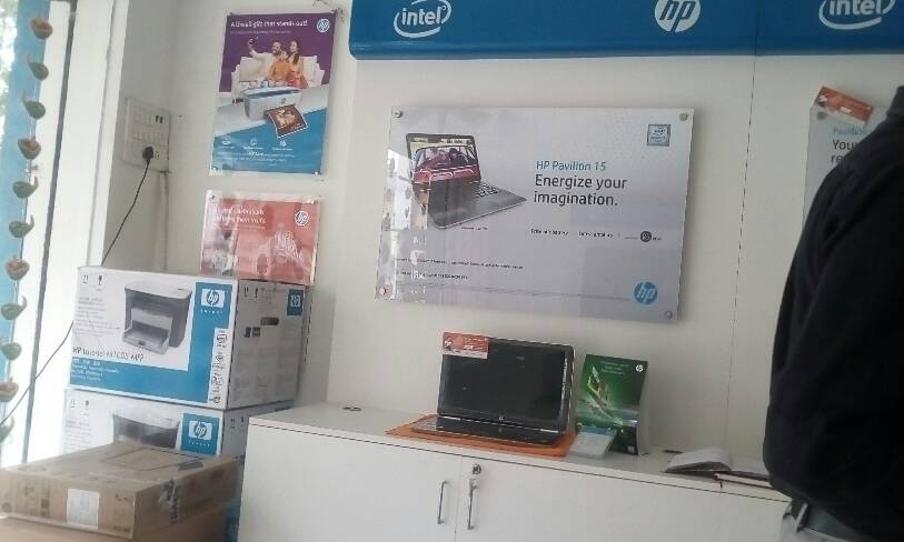 hp,dell laptop s