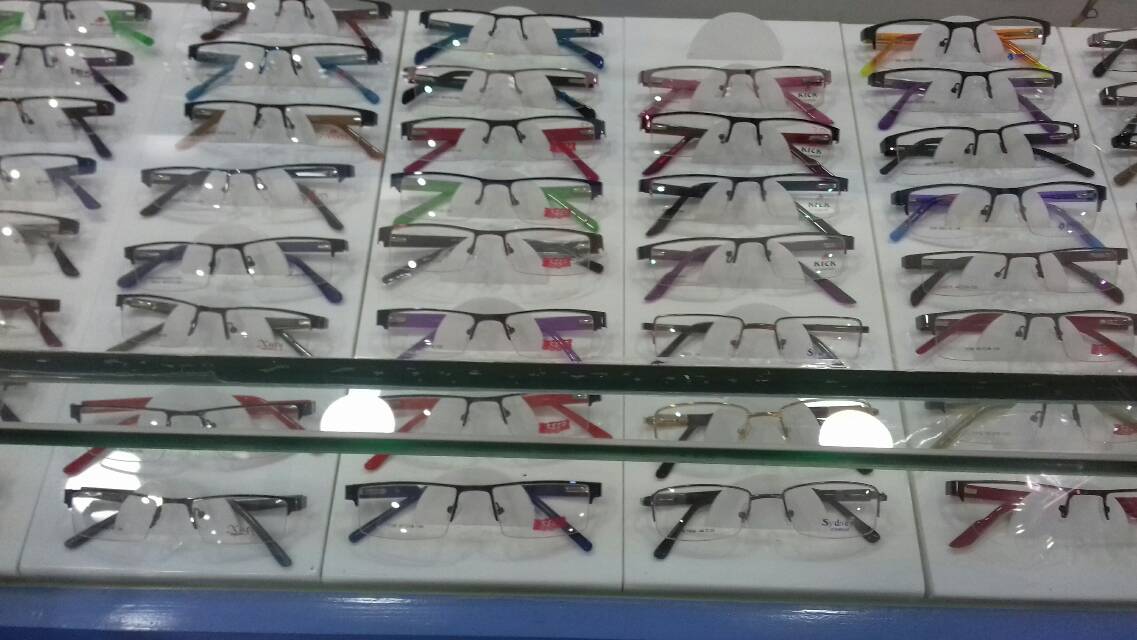 STUDENT GLASSES 