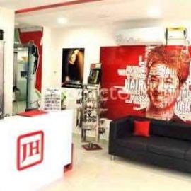 Hair & Beauty Service