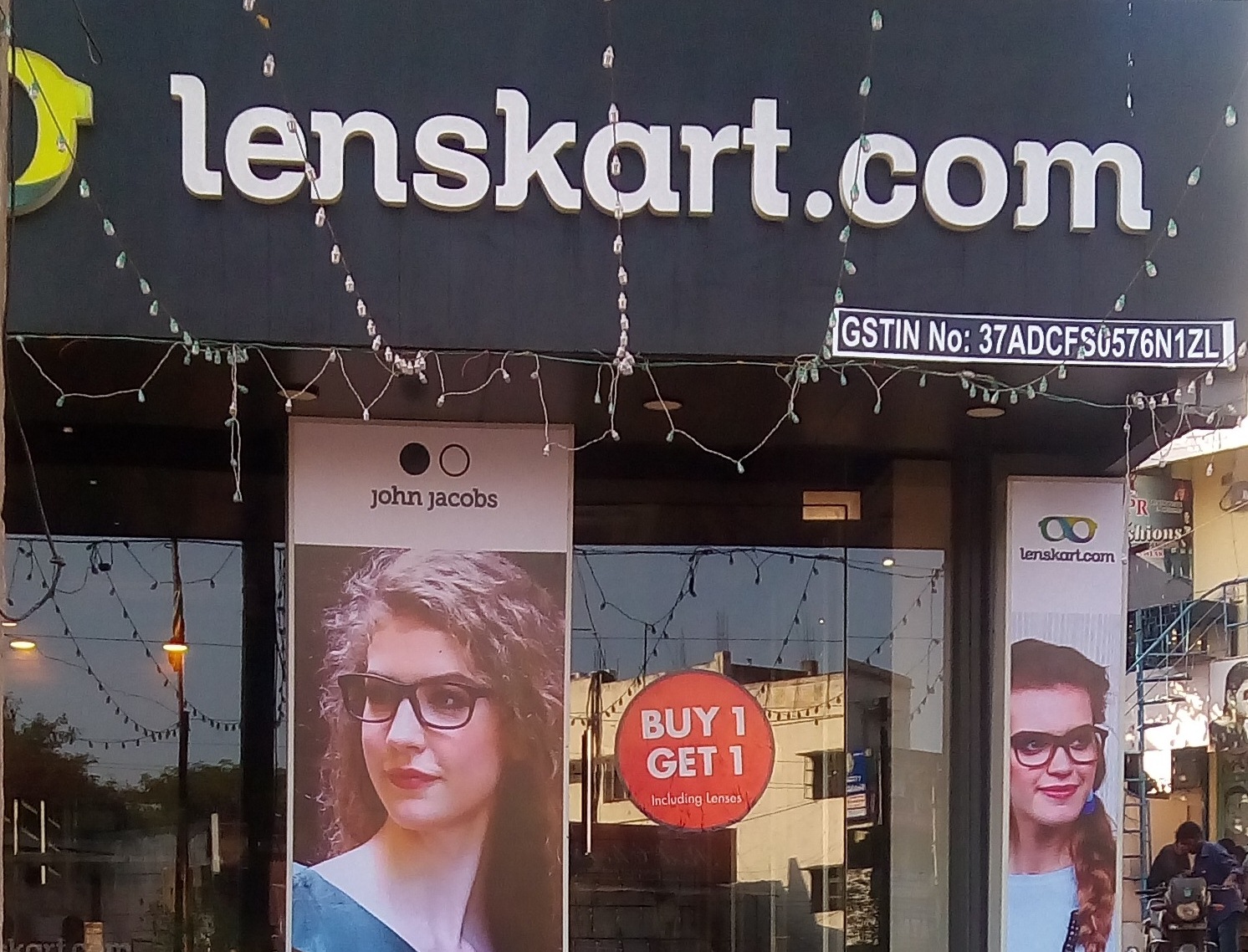 Lenskart