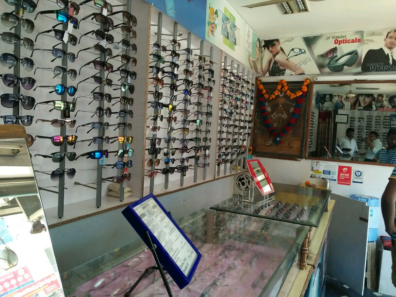 SRI VASAVI Opticals 