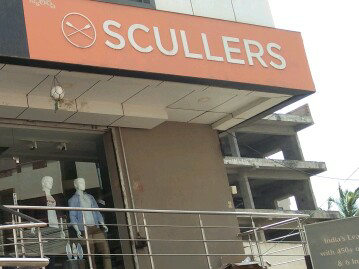 SCULLERS
