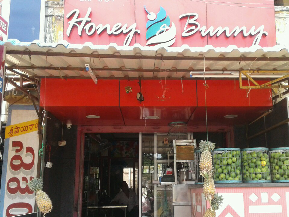 HONEY BUNNY
