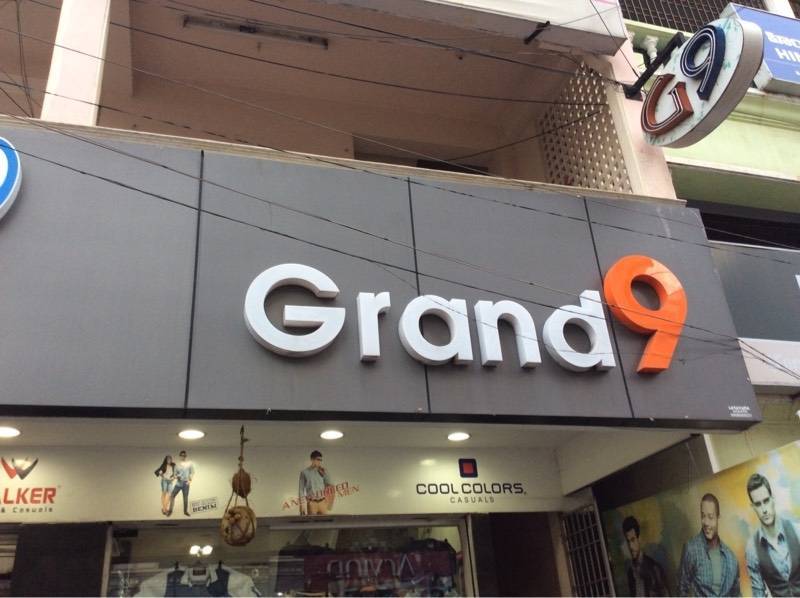 Grand 9